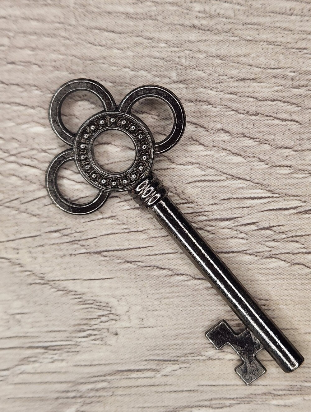 5/$10 Victorian Style Decor Key K3
